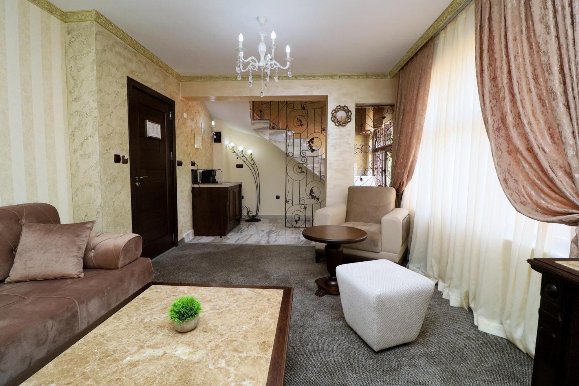 Asa Boutique Hotel Хасково Экстерьер фото